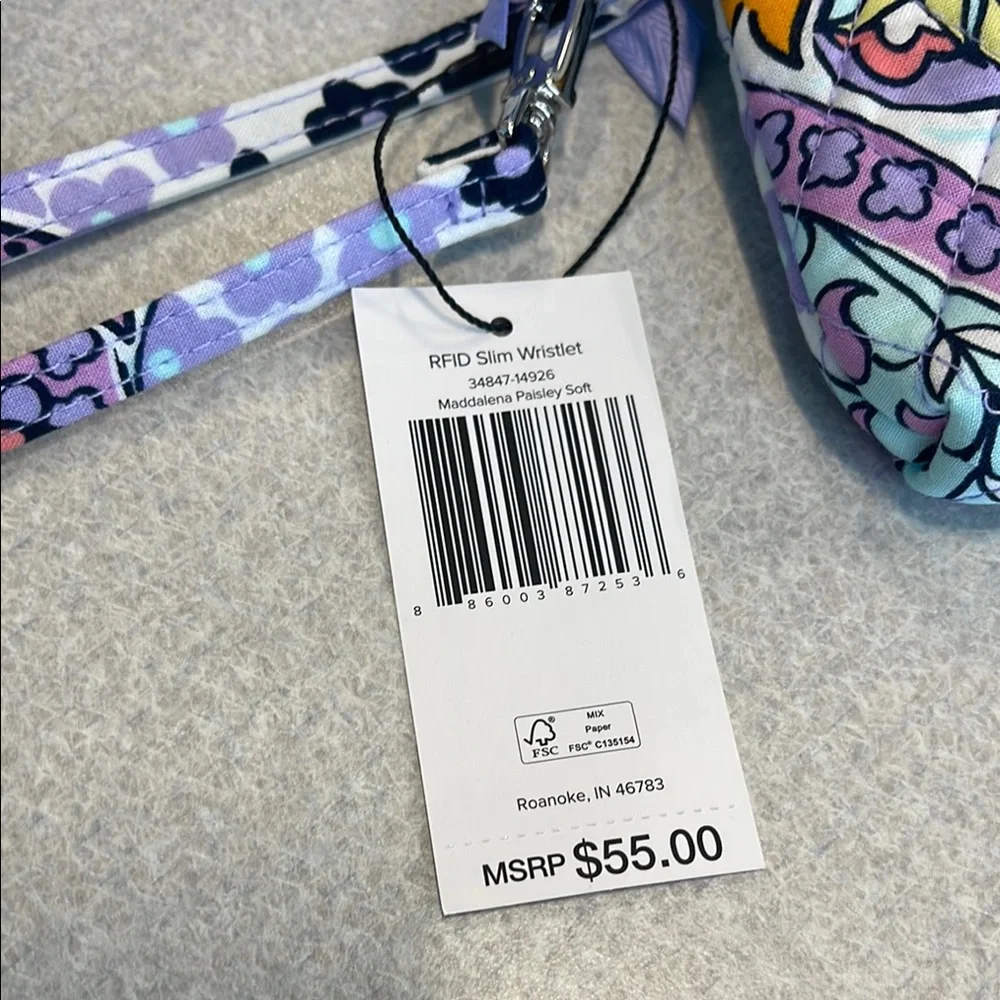 NWT Colorful Vera Bradley Wristlet - Picture 2 of 5